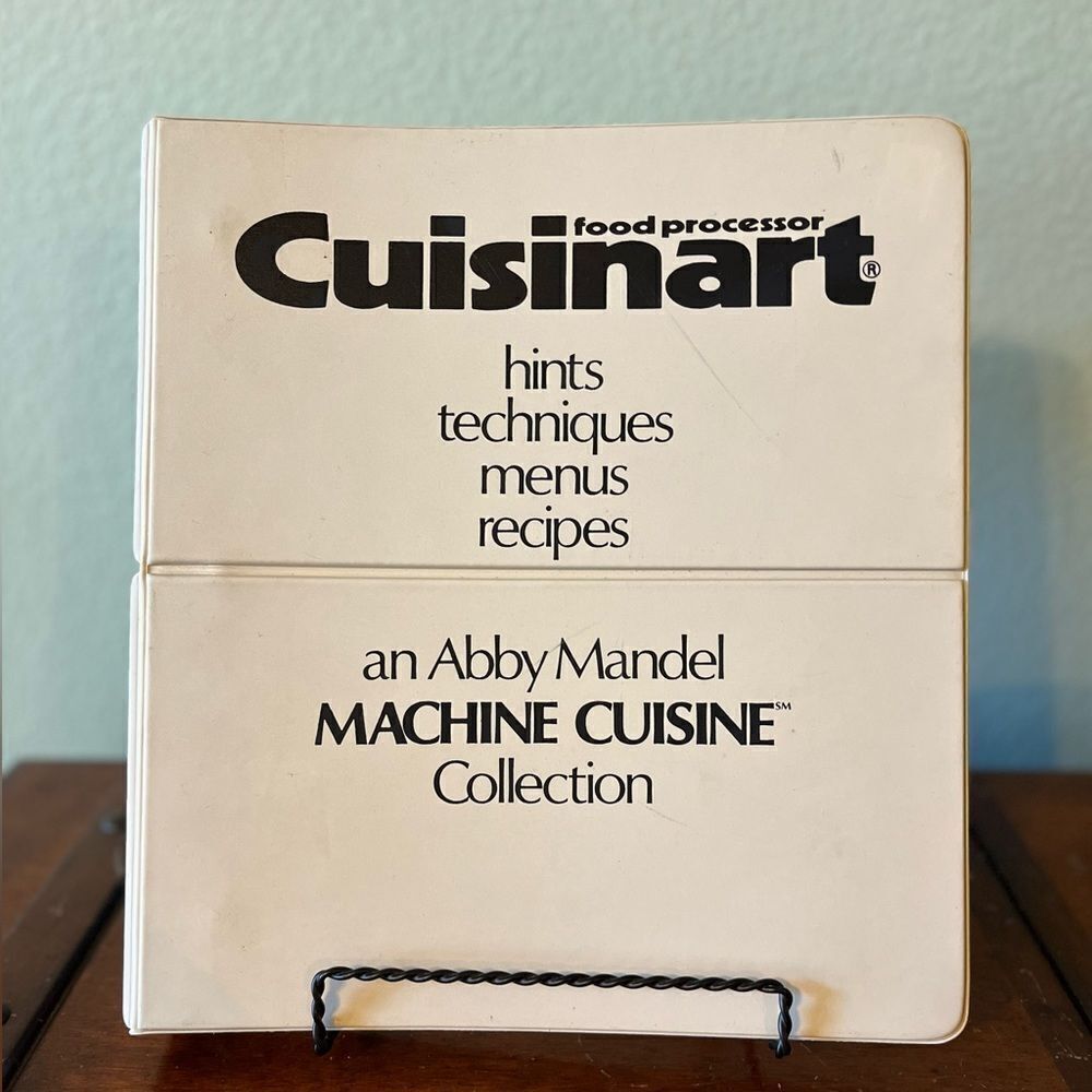 VTG 1976 Cuisinart Machine Cuisine cookbook with 1977 author edits